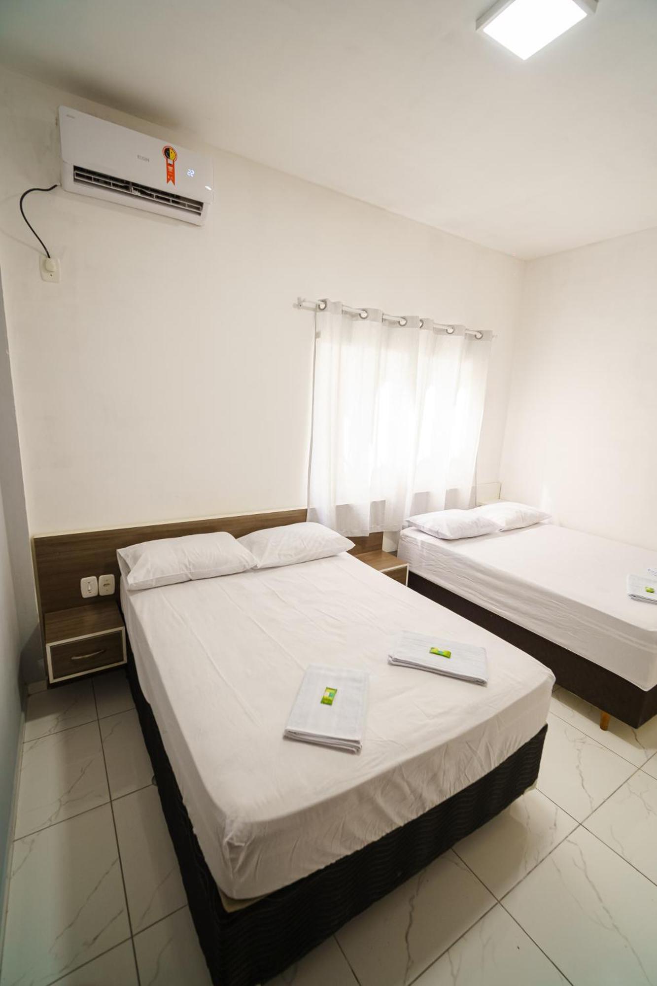 Hotel Janaina Porto Belo Esterno foto